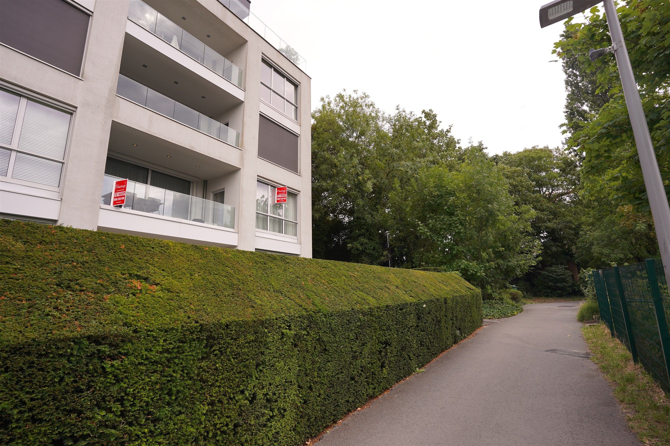 Luxeappartement met frontaal Leiezicht & voorbijglijdende bootjes foto 30