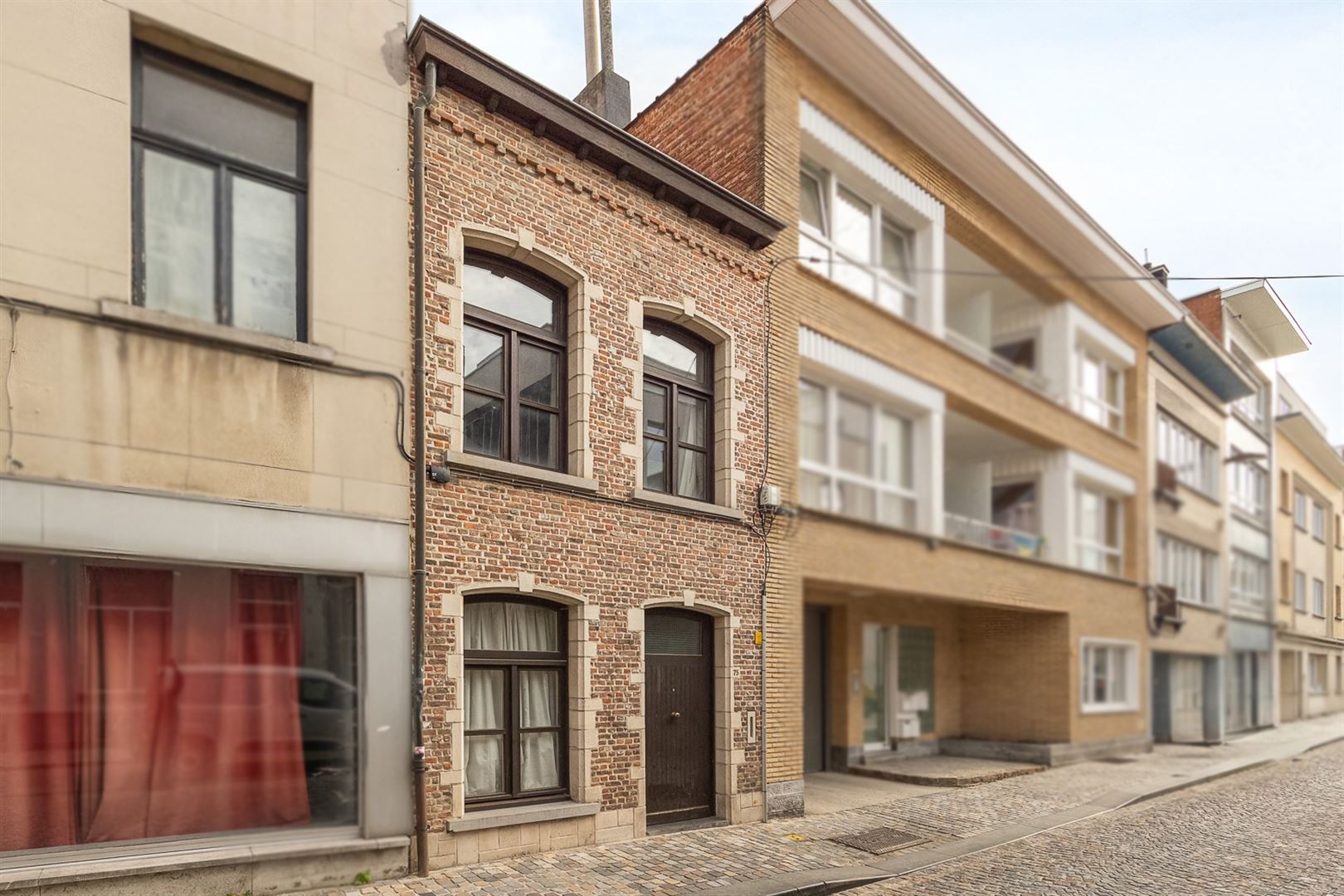 Prachtige rijwoning met veel potentieel! foto 13