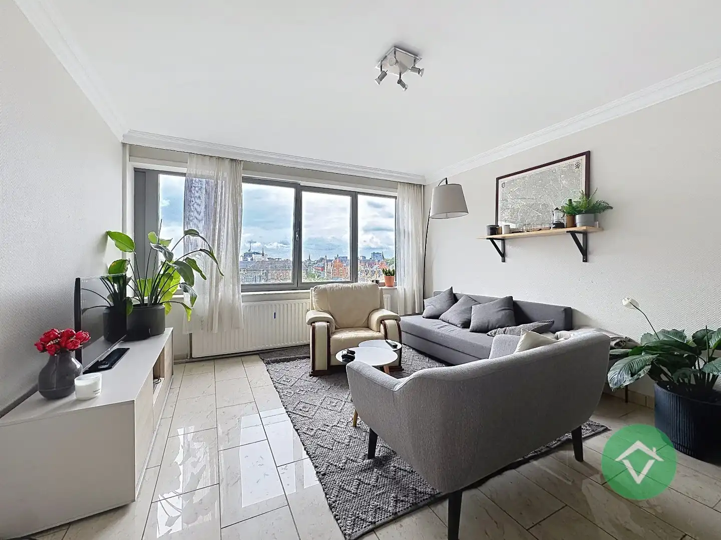 Appartement met 2 slaapkamers en terras te Gent foto 3