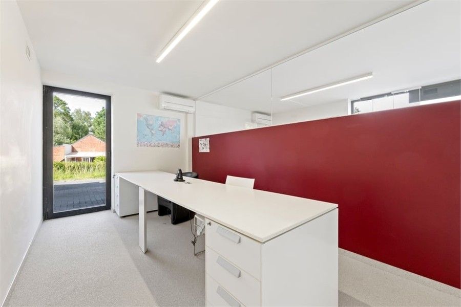 RUIME OPEN BEBOUWING MET KANTOOR EN ADEMBENEMEND ZICHT IN HASSELT foto 48