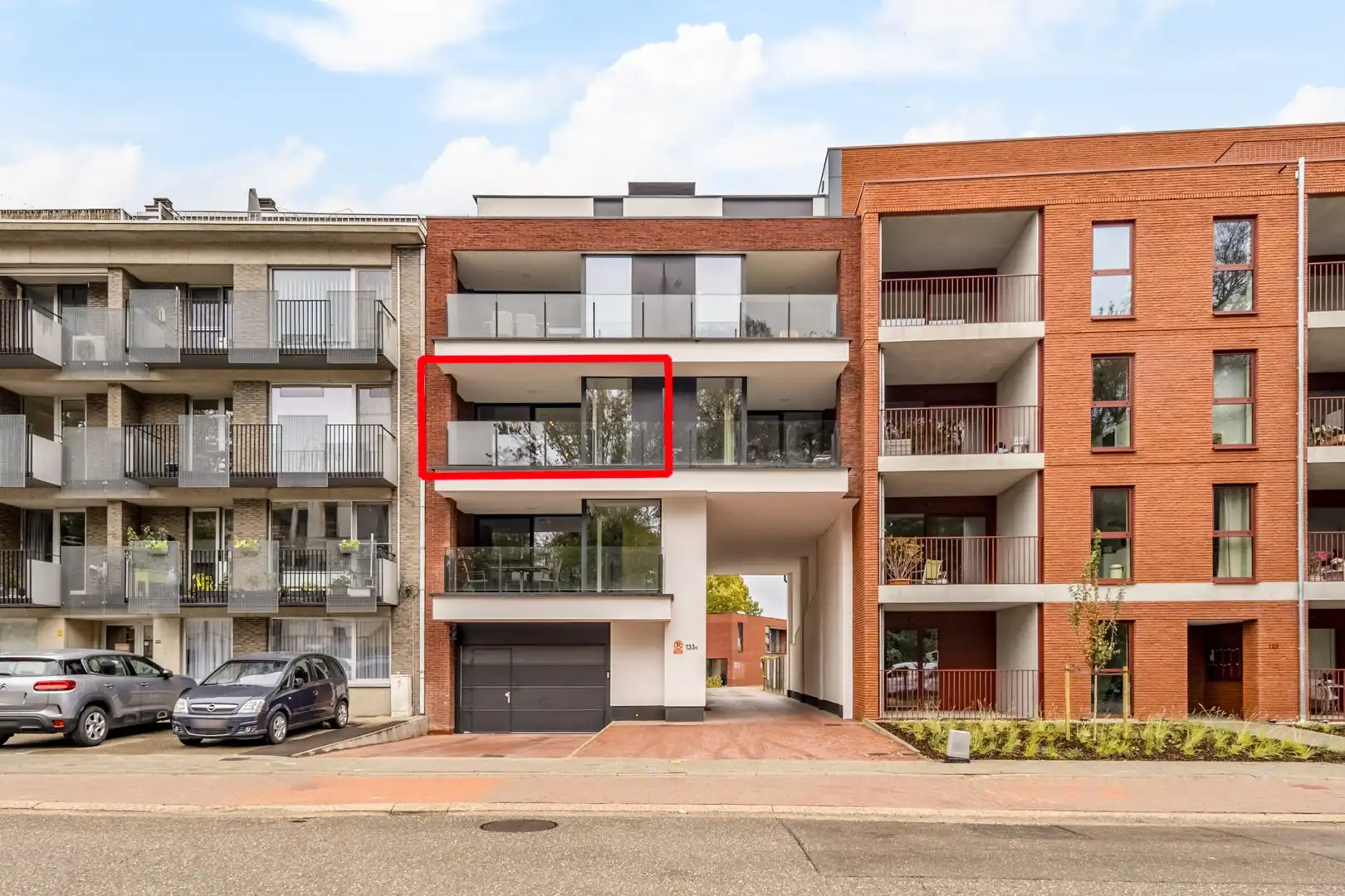 Modern en comfortabel appartement met 2 slaapkamers en terras te Kuringen foto {{pictureIndex}}
