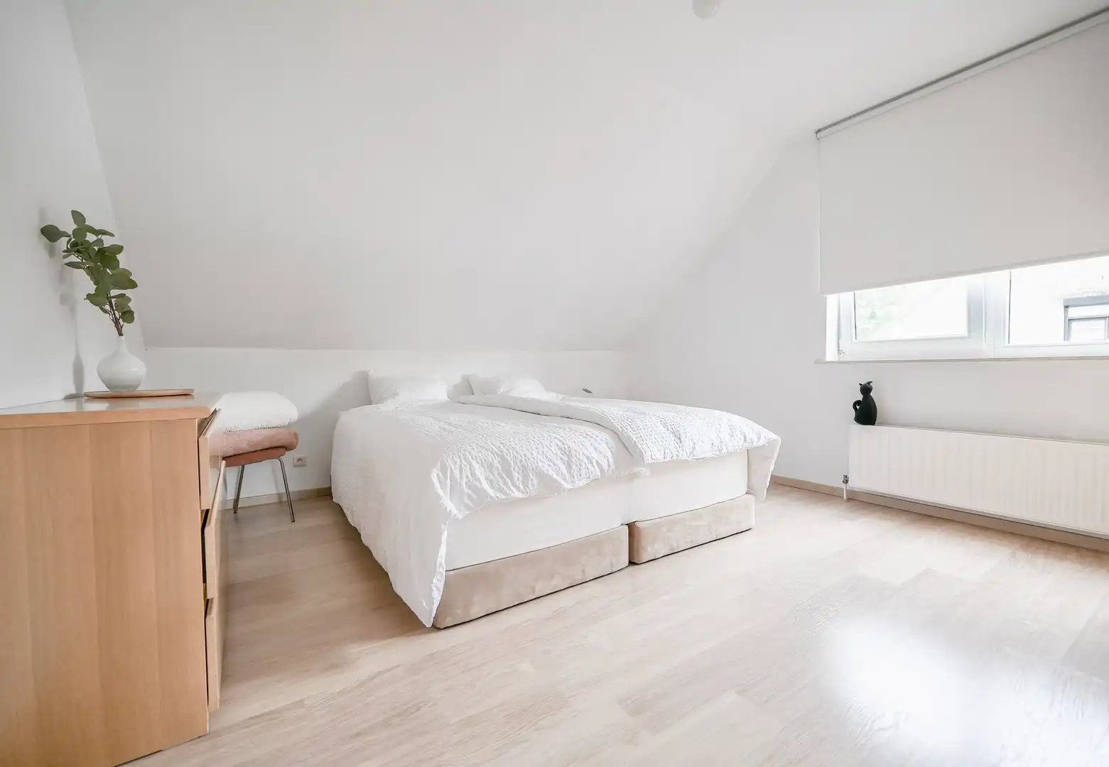 Smaakvolle gezinswoning met 3 slaapkamers en zonnig perceel. foto 7