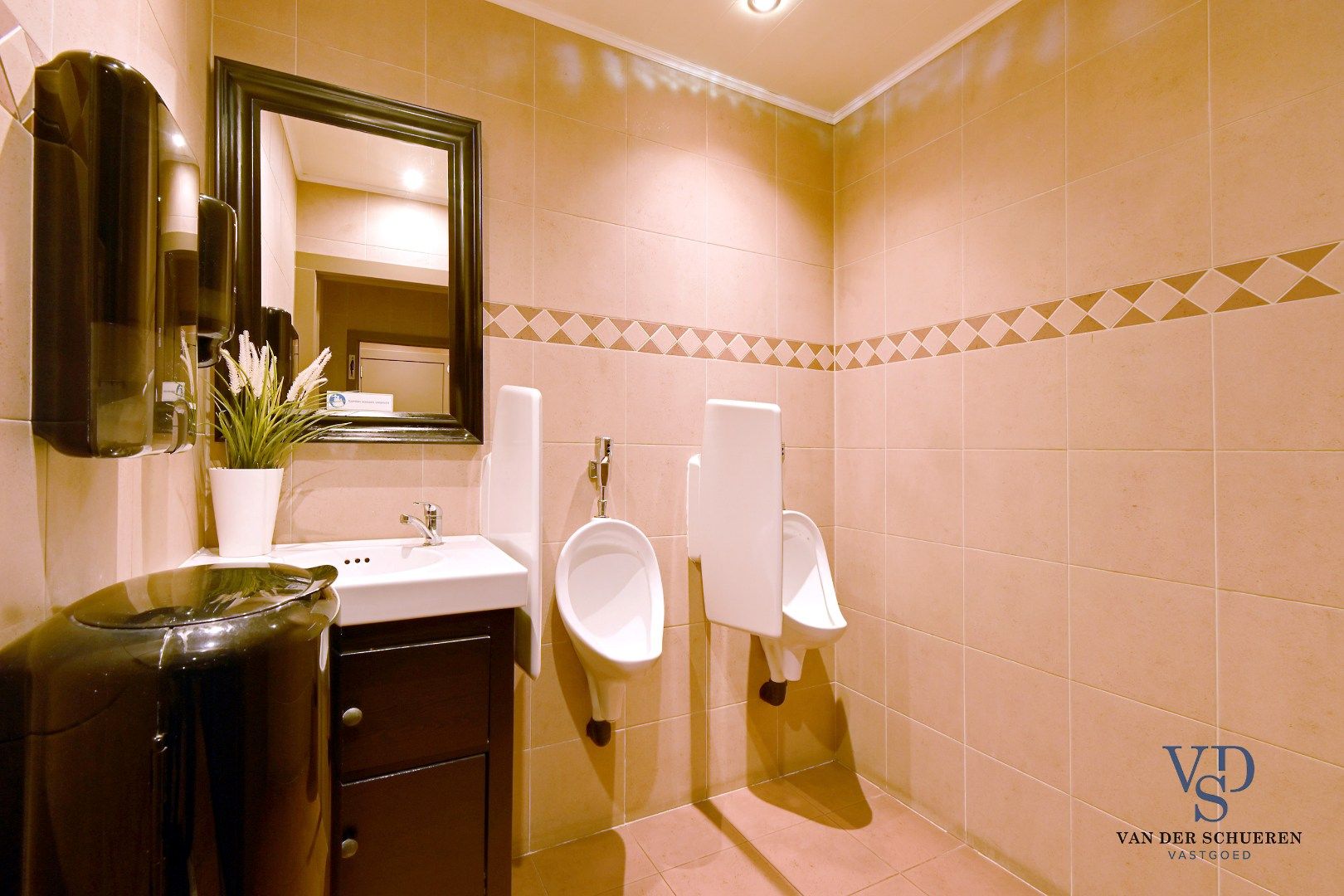 Multi-functionele eigendom op topligging. foto 13