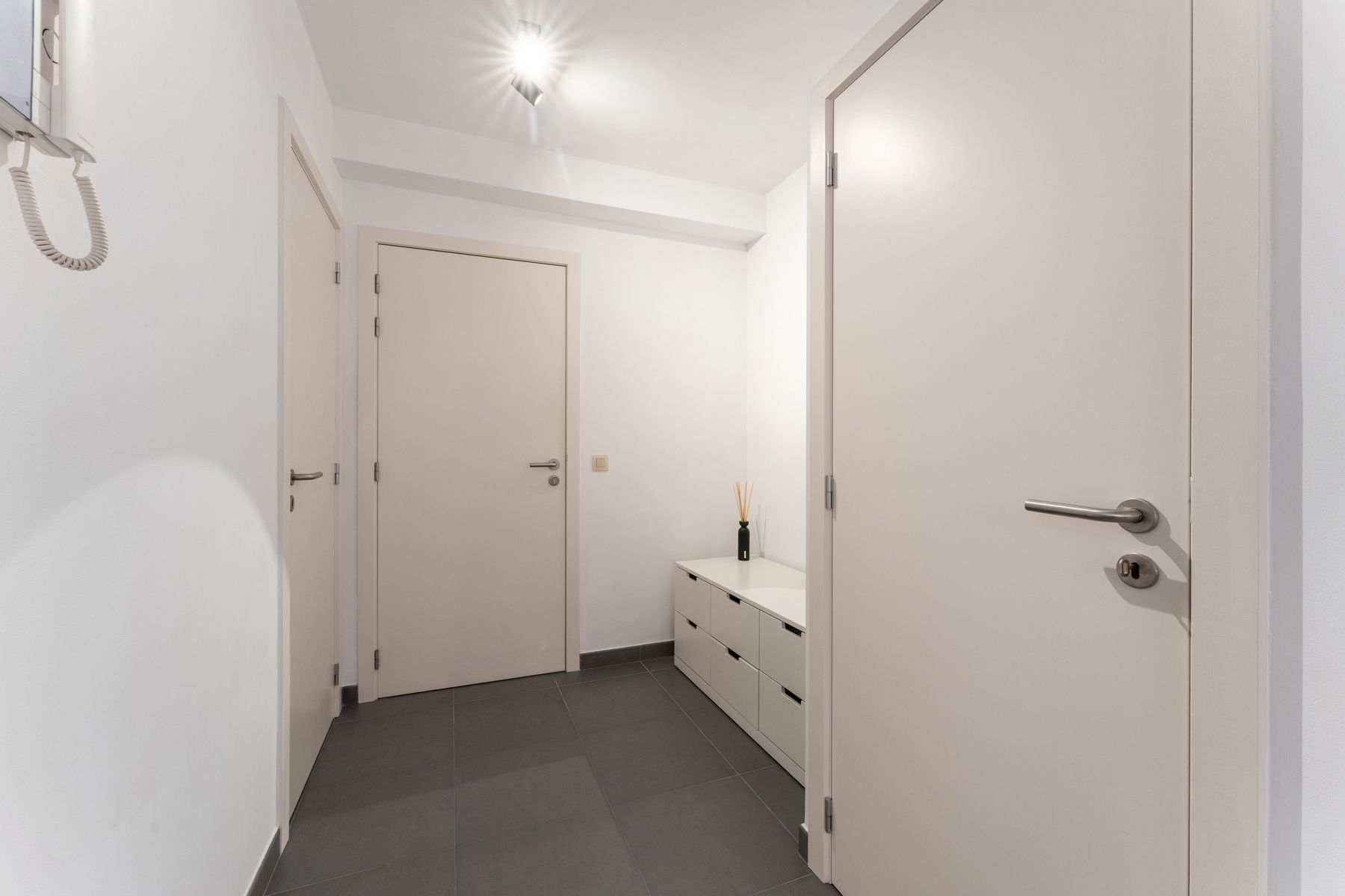 Instapklaar duplexappartement met staanplaats foto 11