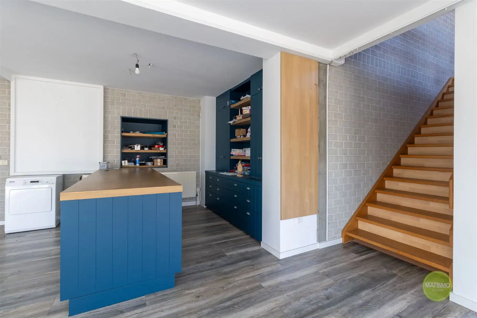 Uniek handelshuis met ruime woonst op toplocatie in Mol  foto 4