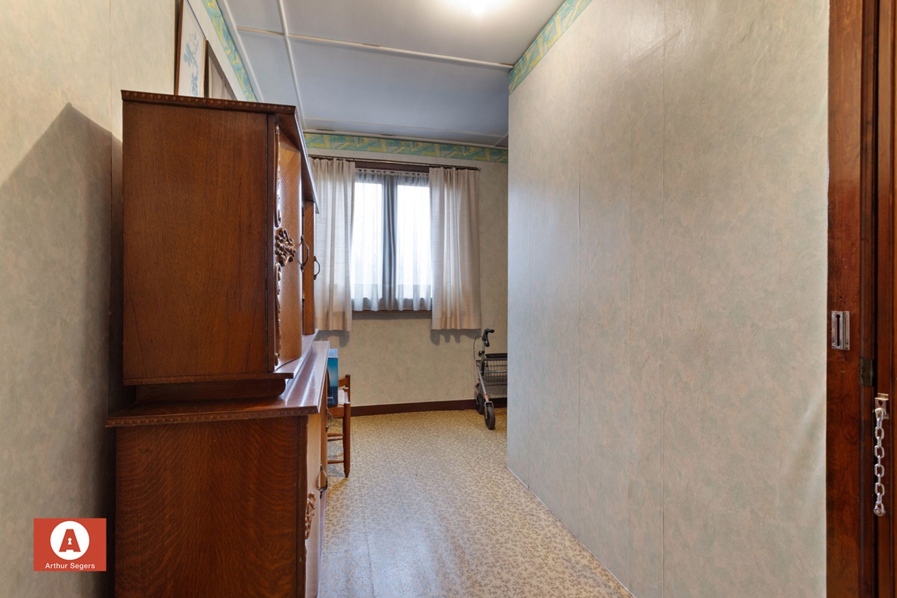 !!! IN OPTIE !!! Te renoveren woning nabij centrum Buggenhout foto 13