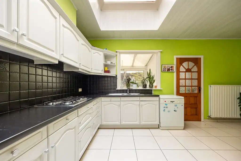 Instapklare woning met zonnige tuin in Deurne foto 7