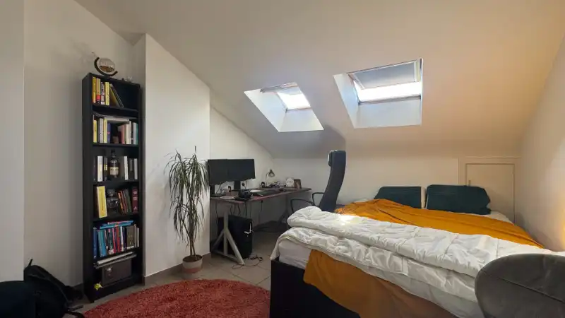 Ruim duplexappartement met 2 slaapkamers op toplocatie aan Sint-Jacobs foto 12