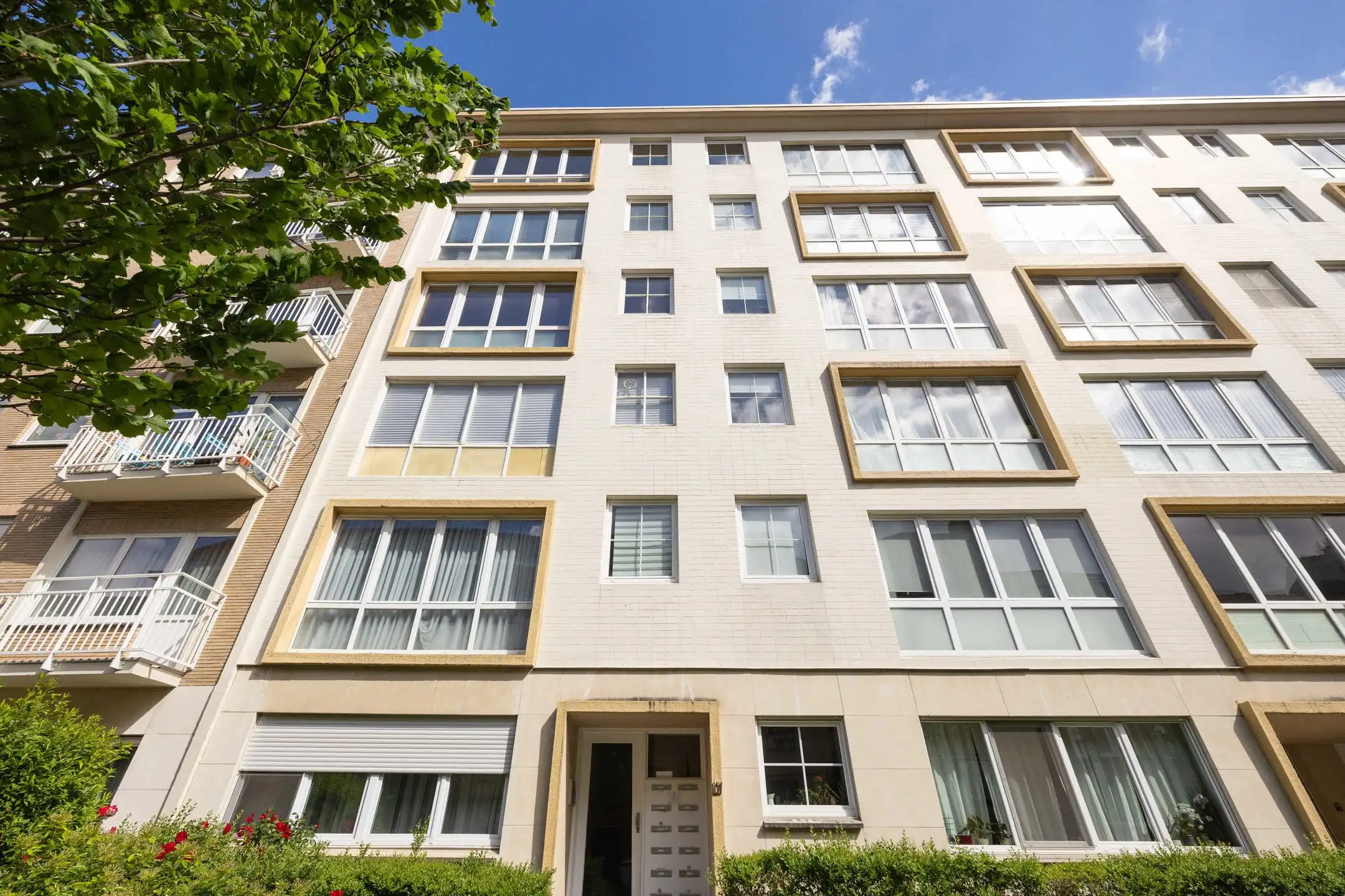 APPARTEMENT MET 2 SLAAPKAMERS TUSSEN MOLIERE EN VDK foto 16