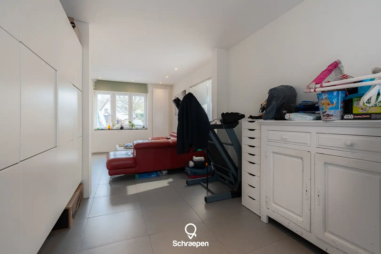 Op te frissen gezinswoning (270 m²) met 5 slpks én EPC-label C op hoekperceel van circa 7,5 are! foto 11