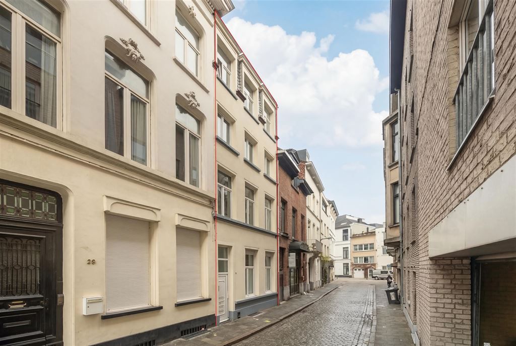 Appartement in bruisende stadsbuurt foto 8