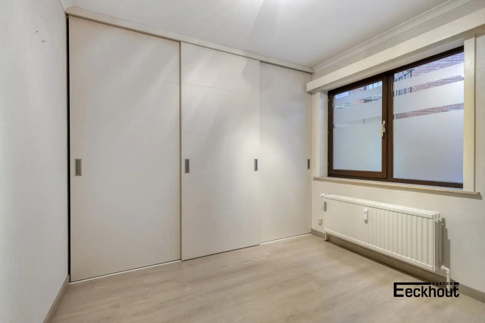 Ruim en zonnig appartement met open zicht en 2 slaapkamers, in het centrum van Oostende, vlakbij jachthaven. foto 11