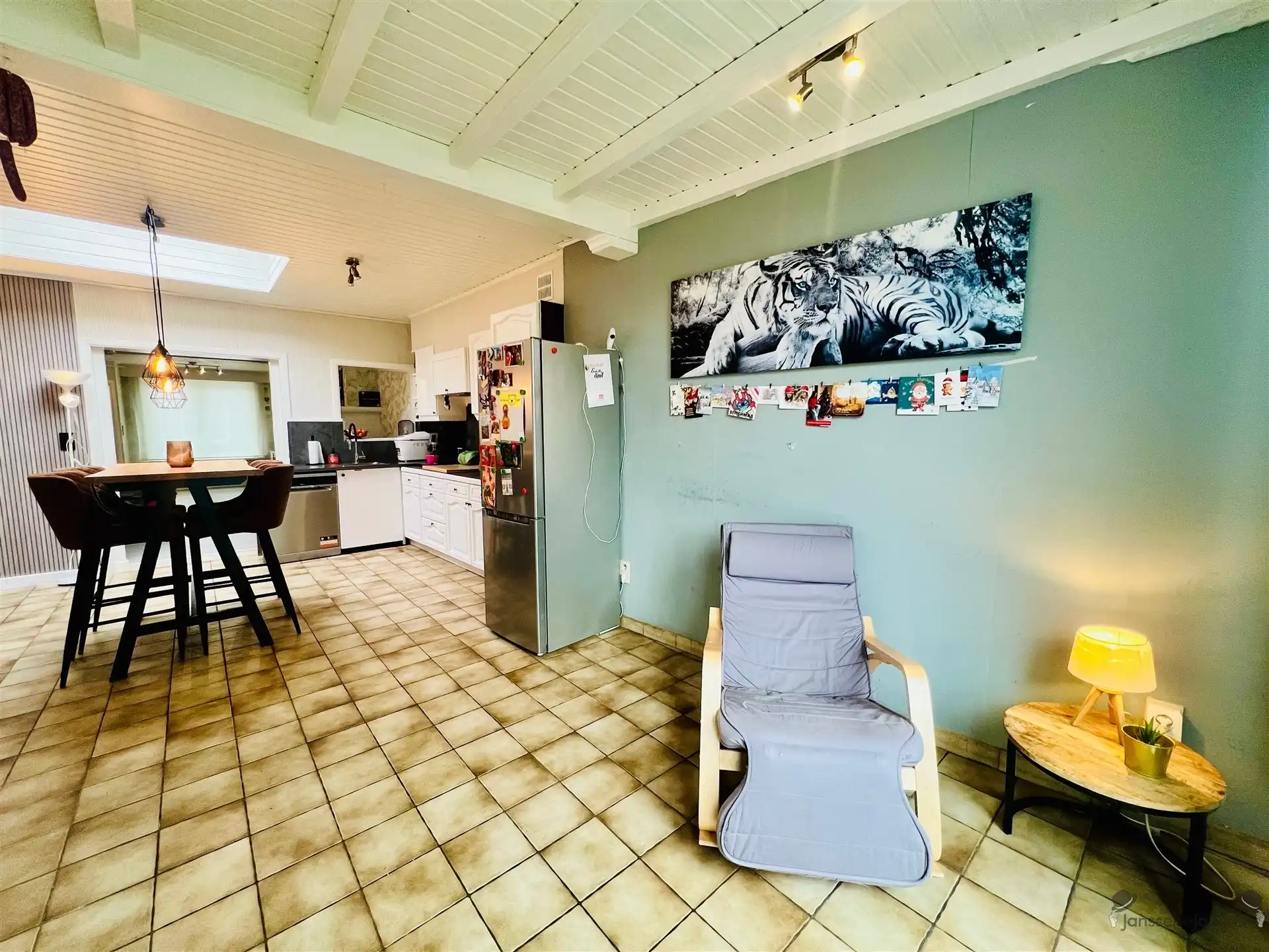 Eengezinswoning met 2 slpkmrs & tuin in doodlopende straat foto 5