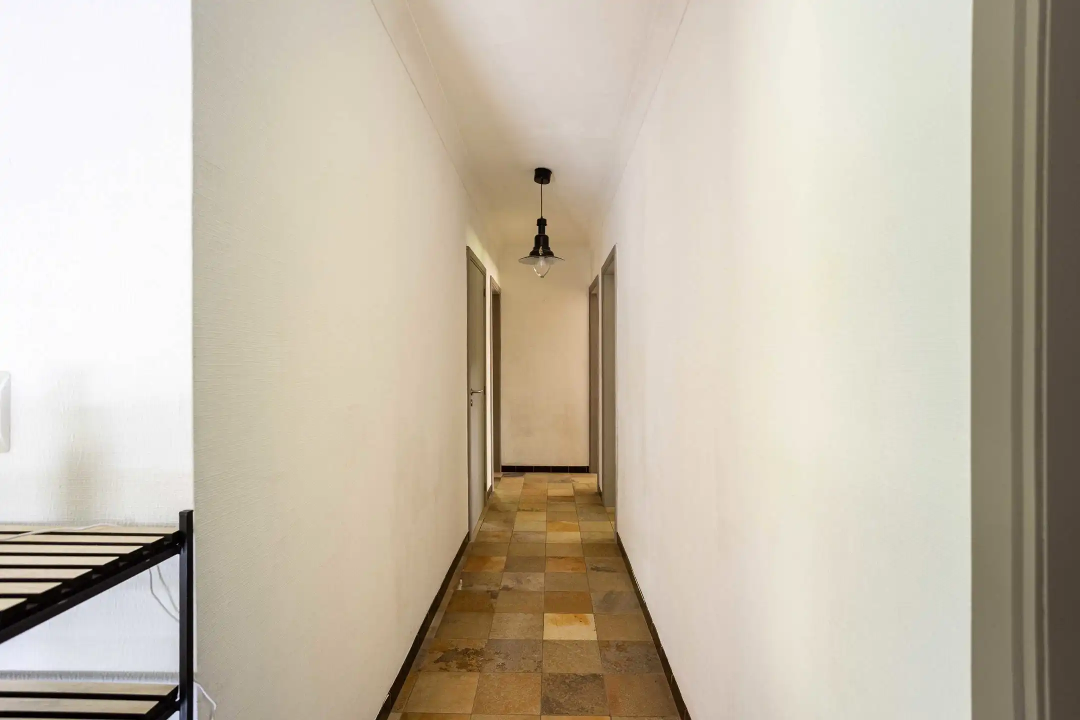 Te moderniseren bungalow met bos in Louise-Marie foto 16