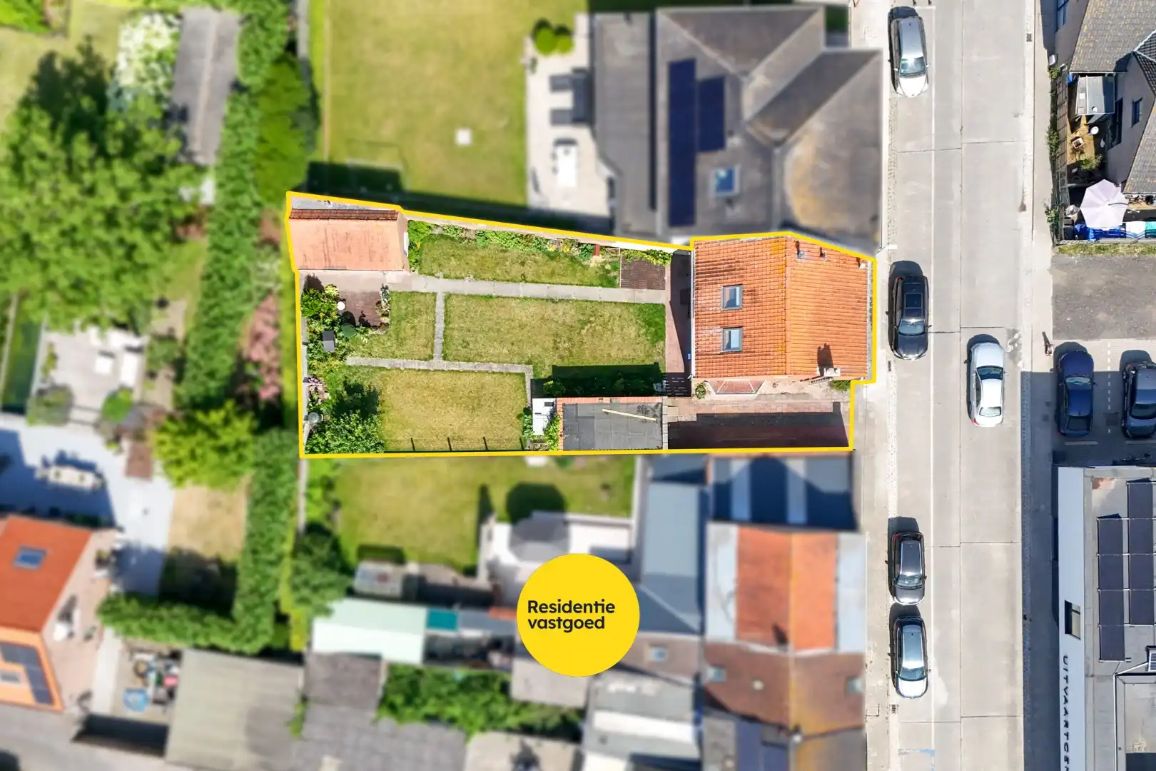 Ruime halfopen woning met 4 slaapkamers, tuin en garage foto 24