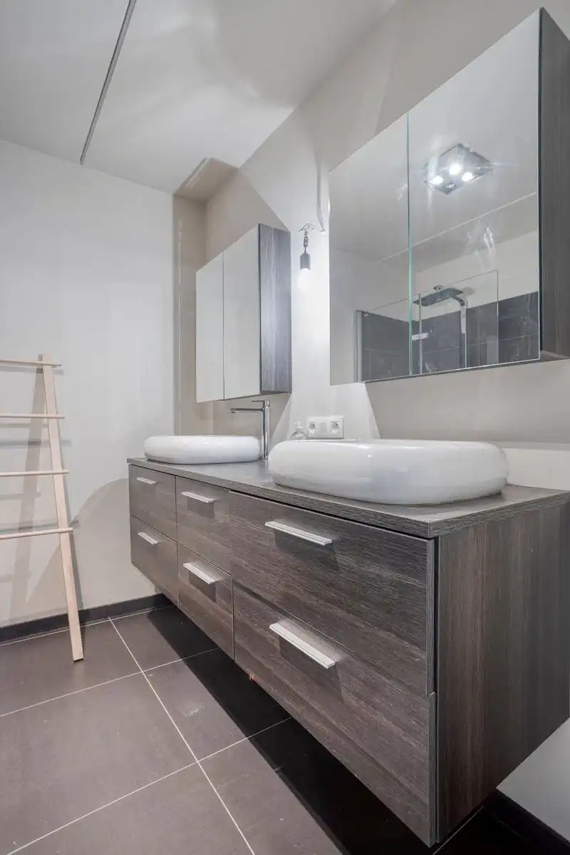 Ruim triplexappartement met 3 slaapkamers  foto 10