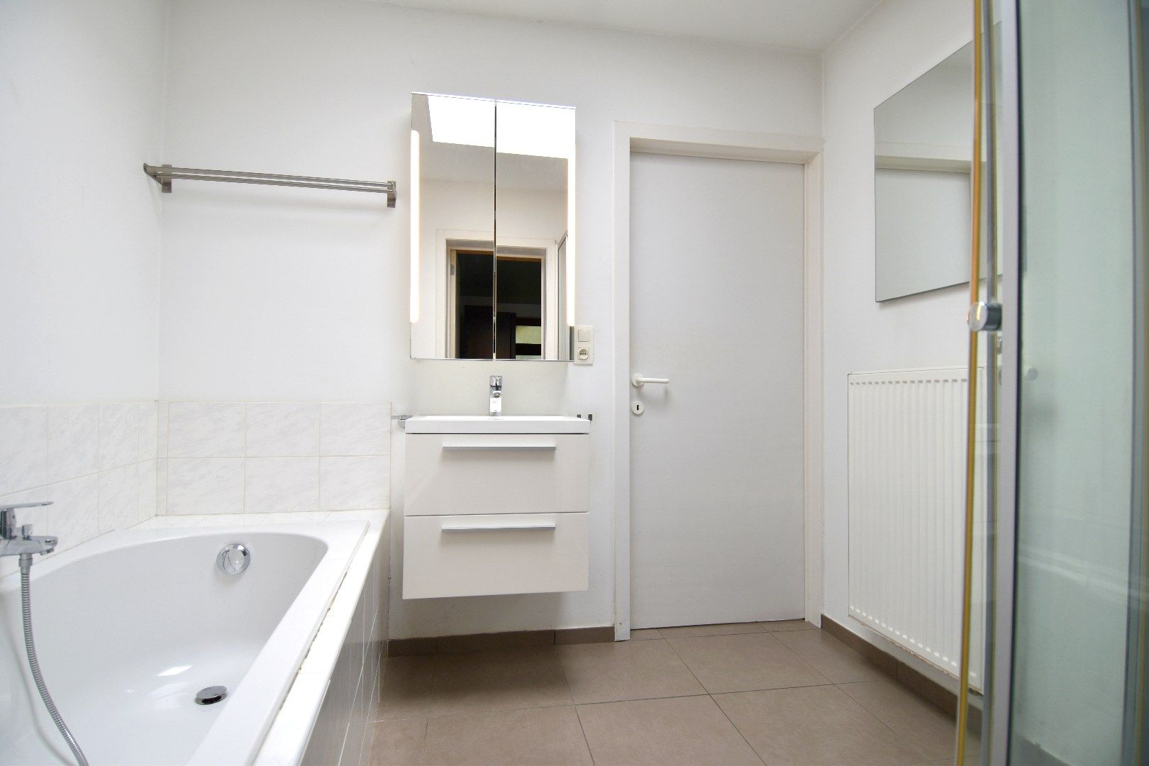 Alleenstaande woning met 3 slaapkamers, tuin én garage te koop in centrum-Kuurne foto 14