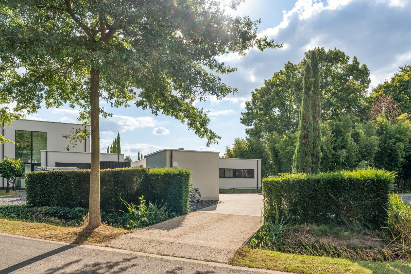 Unieke designvilla met zwembad en panoramisch uitzicht op het Albertkanaal foto 45