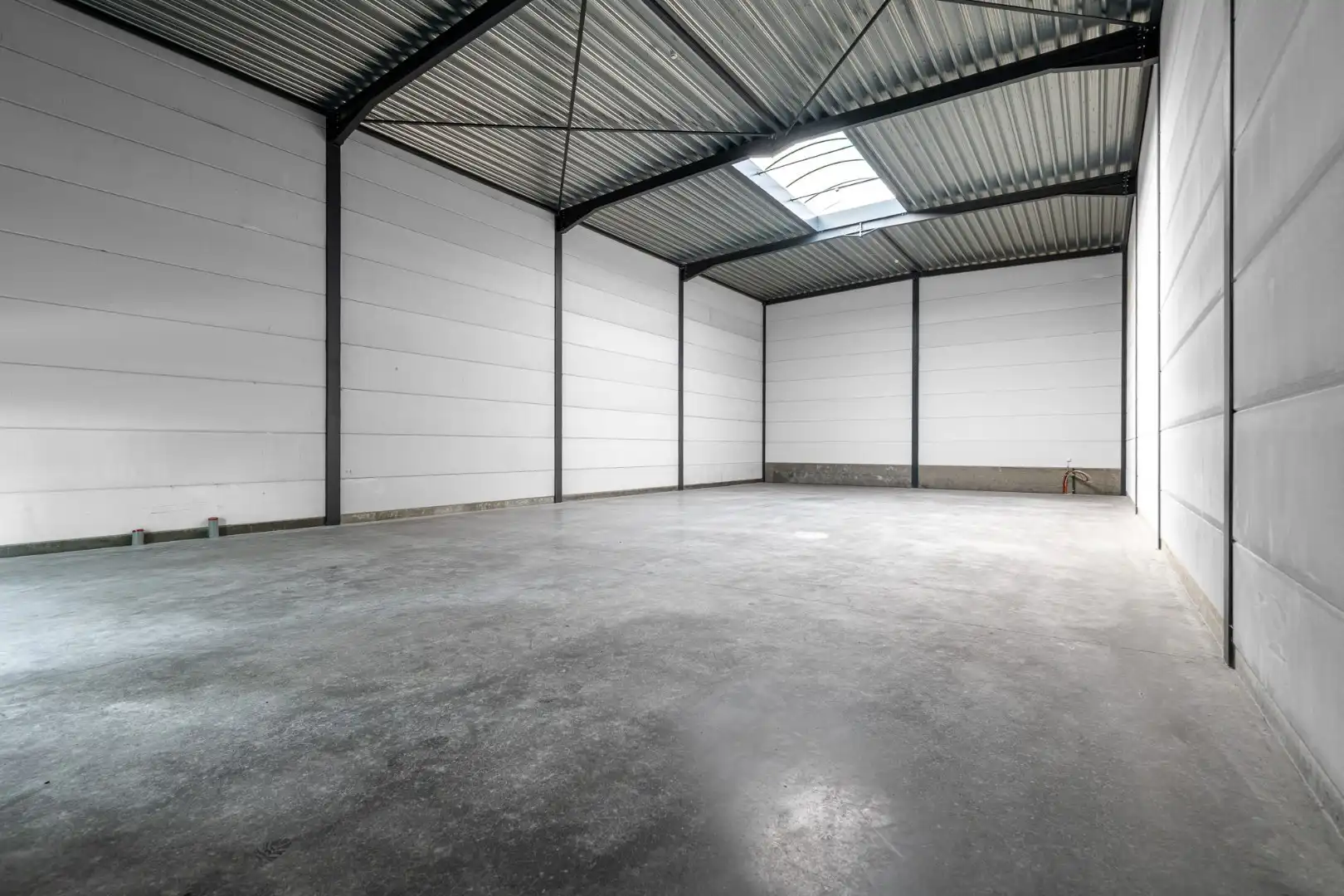 Moderne KMO-unit in de Industrielaan in Dadizele foto 2