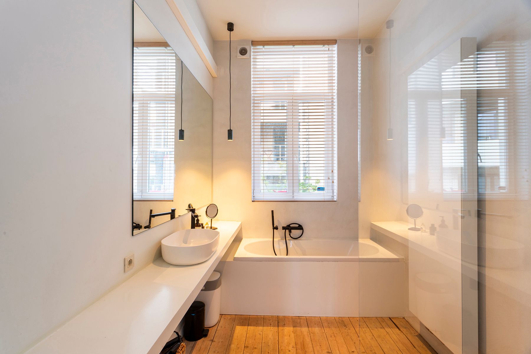 Luxueus Gerenoveerde Woning op 't Zuid Antwerpen foto 6