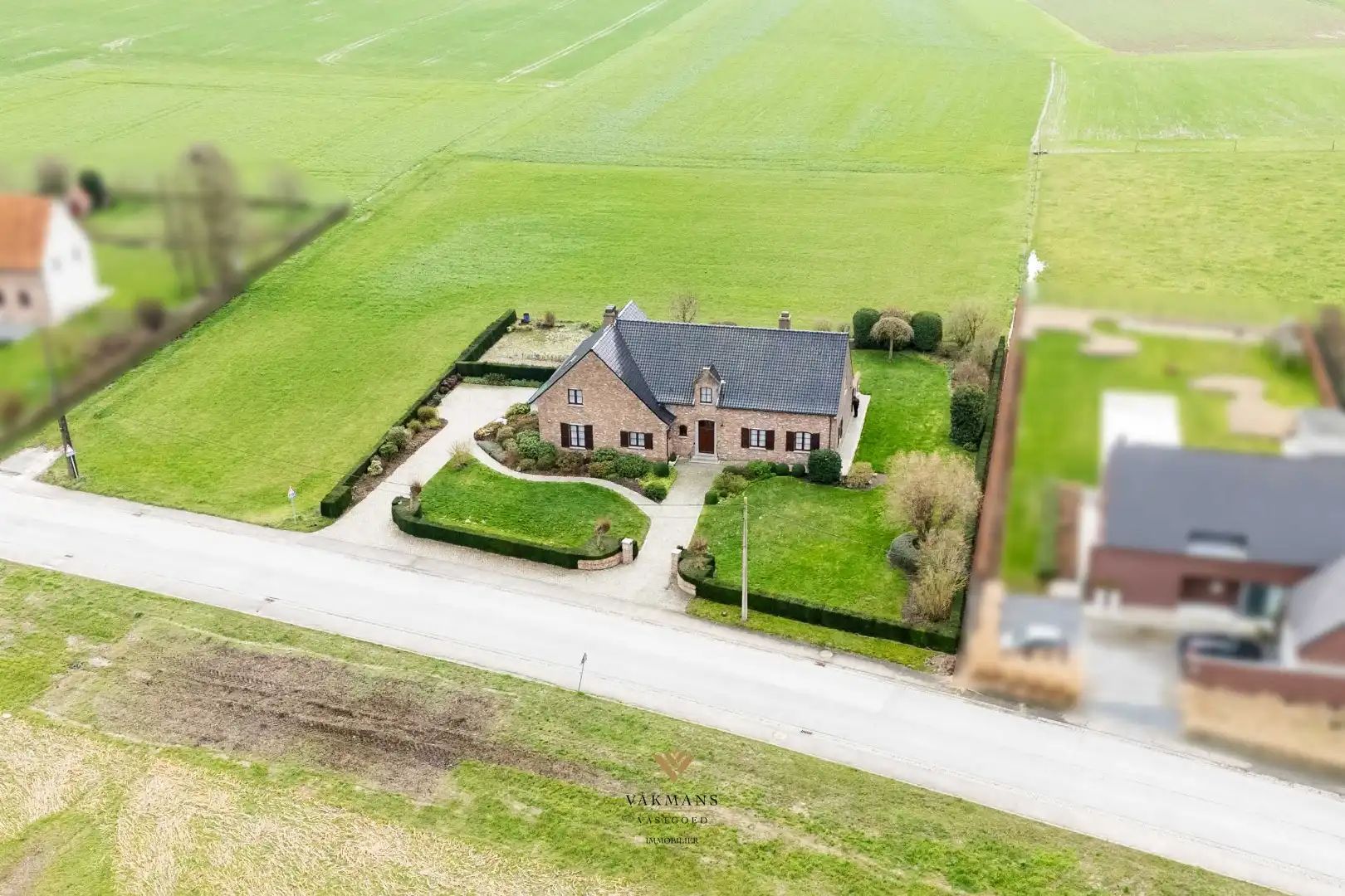 Elegante villa op 5000 m² op een gegeerde locatie foto 26