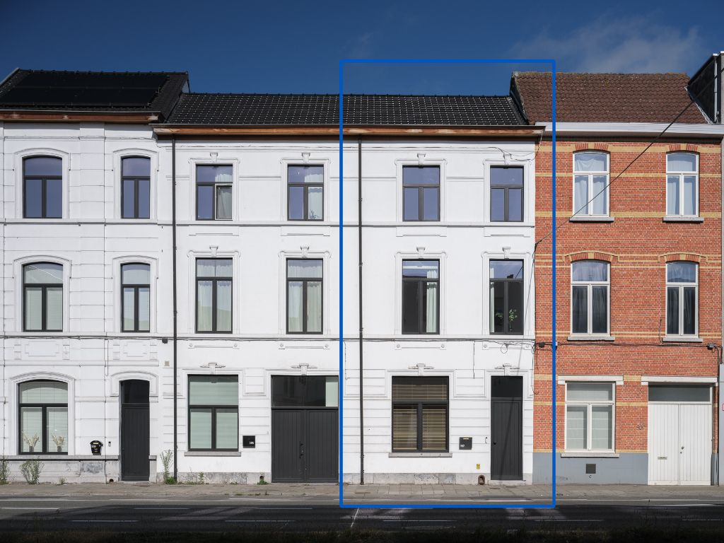Bijzonder ruime en lichtrijke stadswoning (4 slpk’s) met goede buitenruimte nabij de Bourgoyen en op een boogscheut van het stadscentrum. foto 22