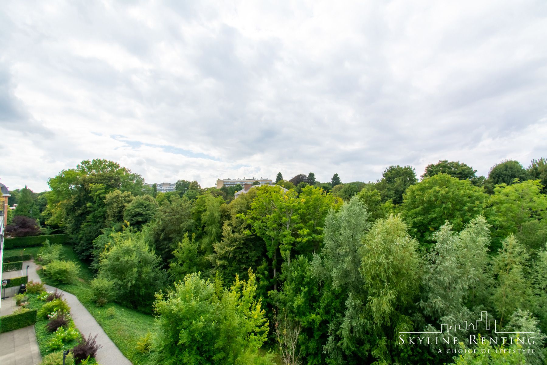 Fantastische gemeubeld 2 kamers PENTHOUSE (Ter Kameren Bos) foto 8