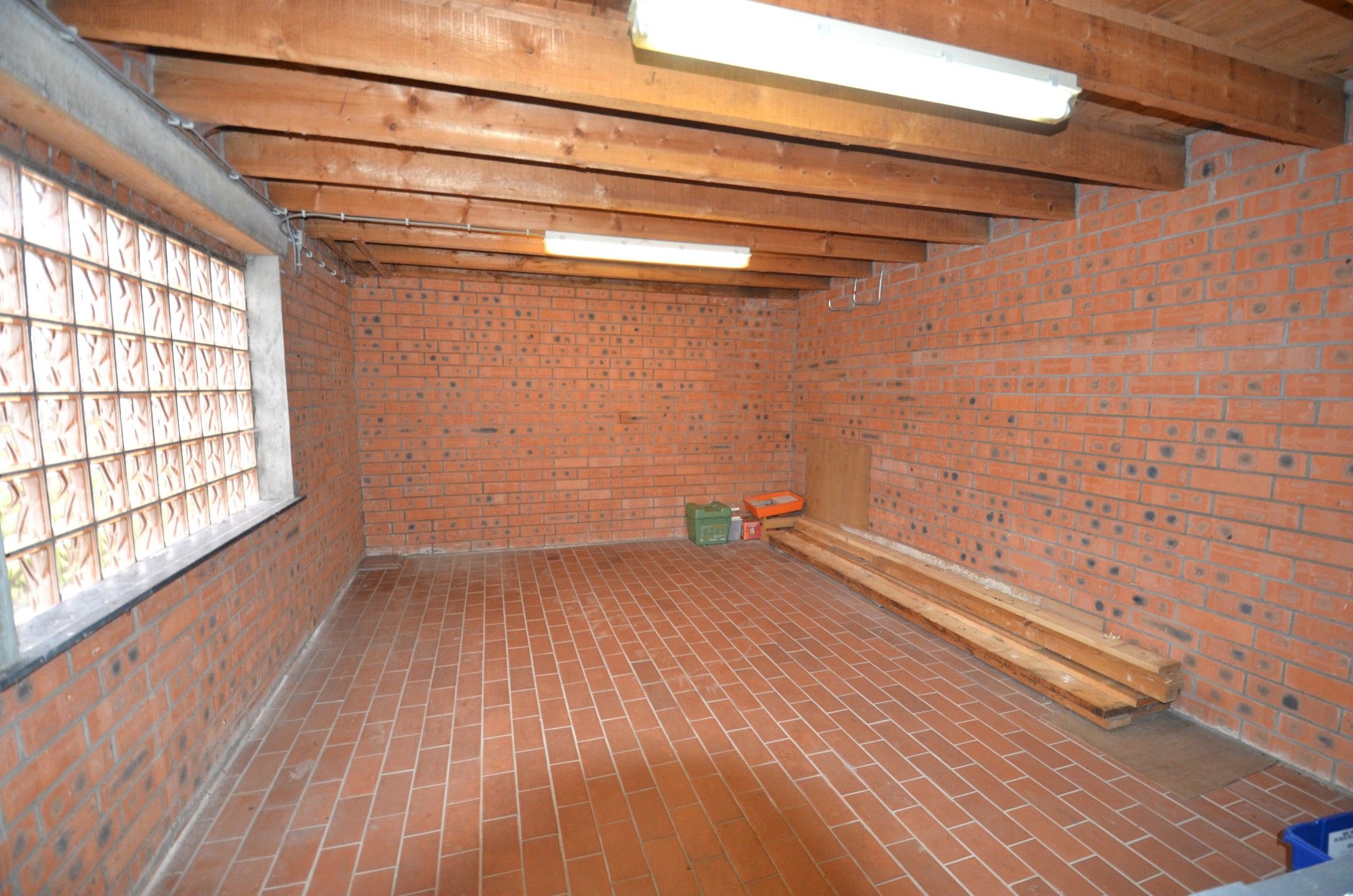 Te renoveren woning op rustige locatie foto 16