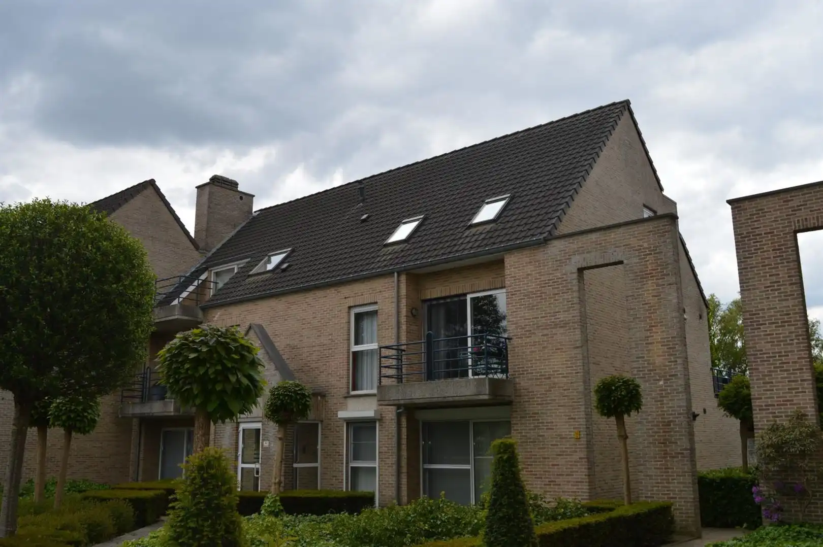 TE HUUR: Ruim appartement met 2 slaapkamers en 2 terrassen te Heusden-Zolder! foto 15