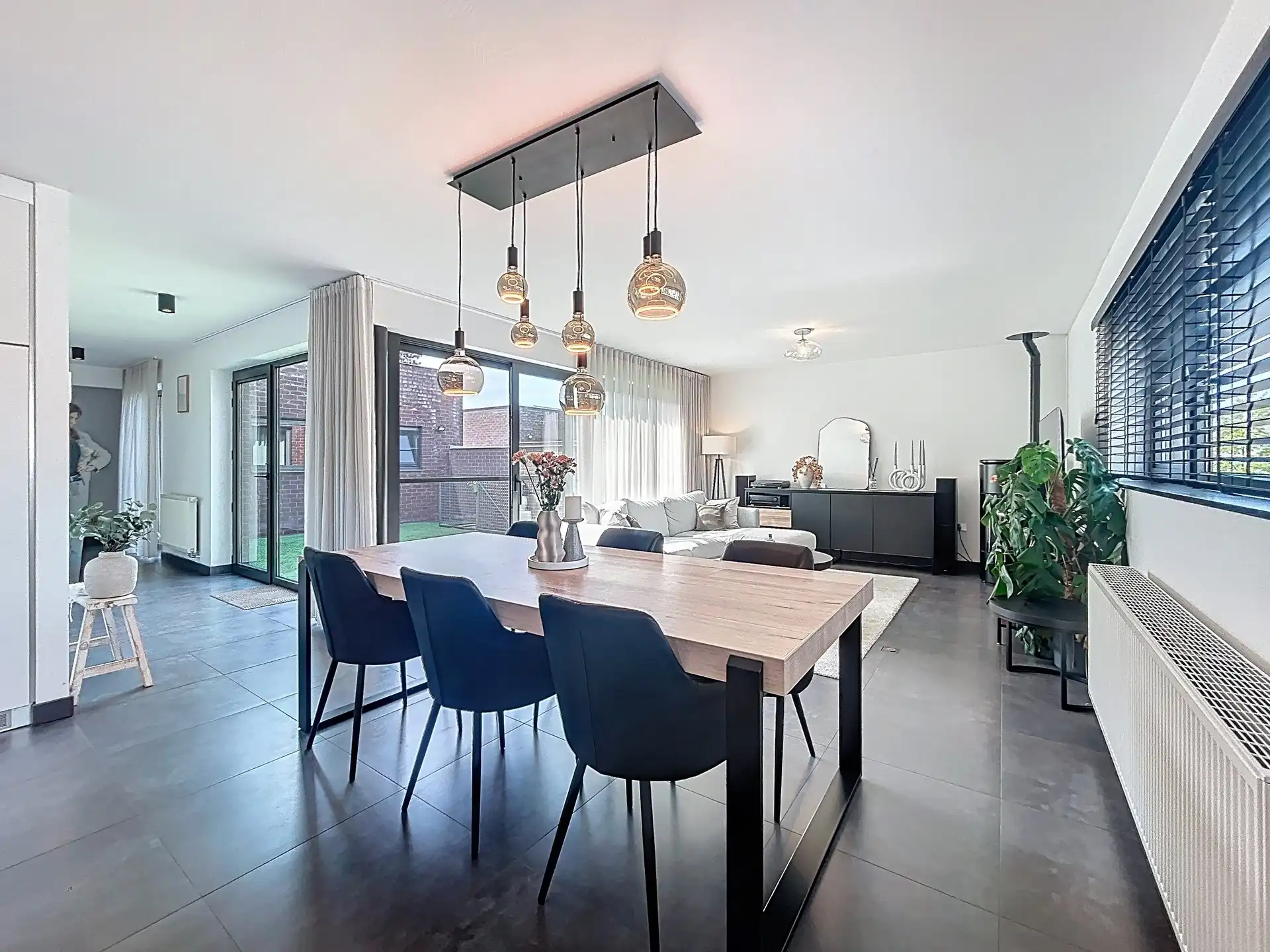 uniek penthouse met 3 slaapkamers, 3 bergingen en autostaanplaats op toplocatie  foto 5