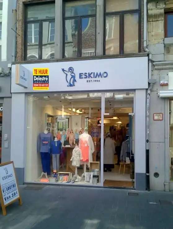 HANDELSEIGENDOM LANGE MUNT GENT foto {{pictureIndex}}