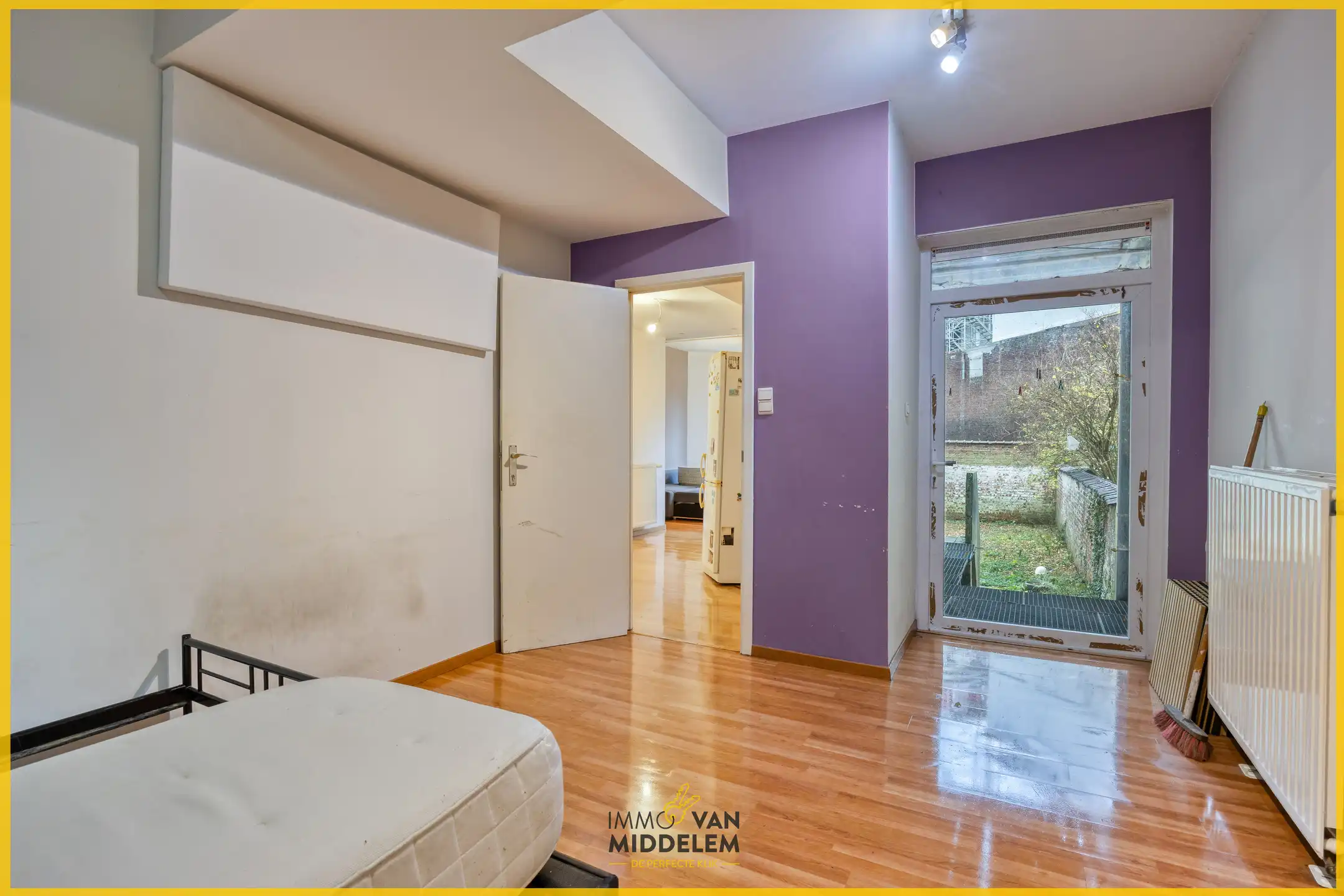 APPARTEMENT MET 2 KAMERS, TERRAS, TUIN EN GARAGE foto 16