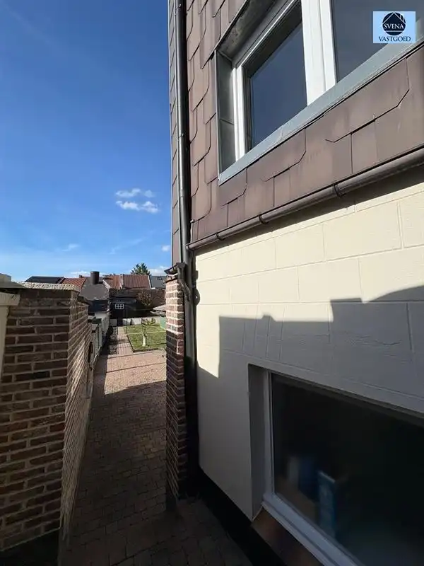 LEUKE STADSWONING MET 3 SLAAPKAMERS EN TUIN foto 9