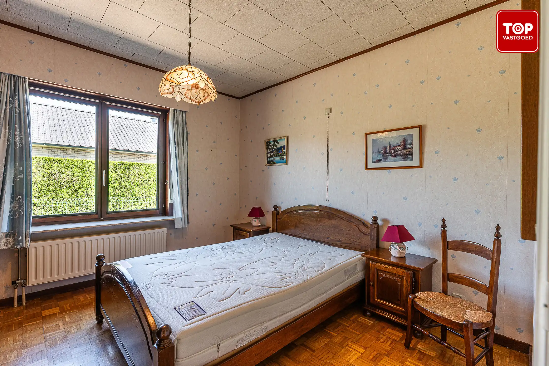 Op te frissen bungalow met 3 ruime slaapkamers en een zonnige tuin van circa 500 m² foto 10