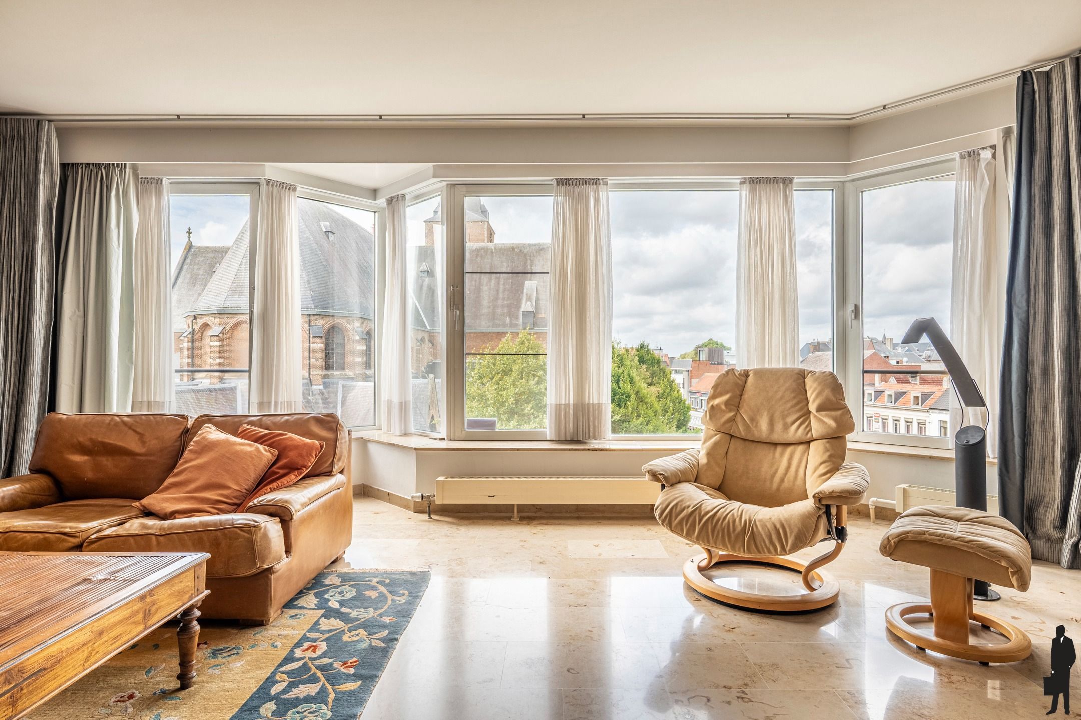 Appartement van ca. 134 m² aan de Grote Markt foto 3