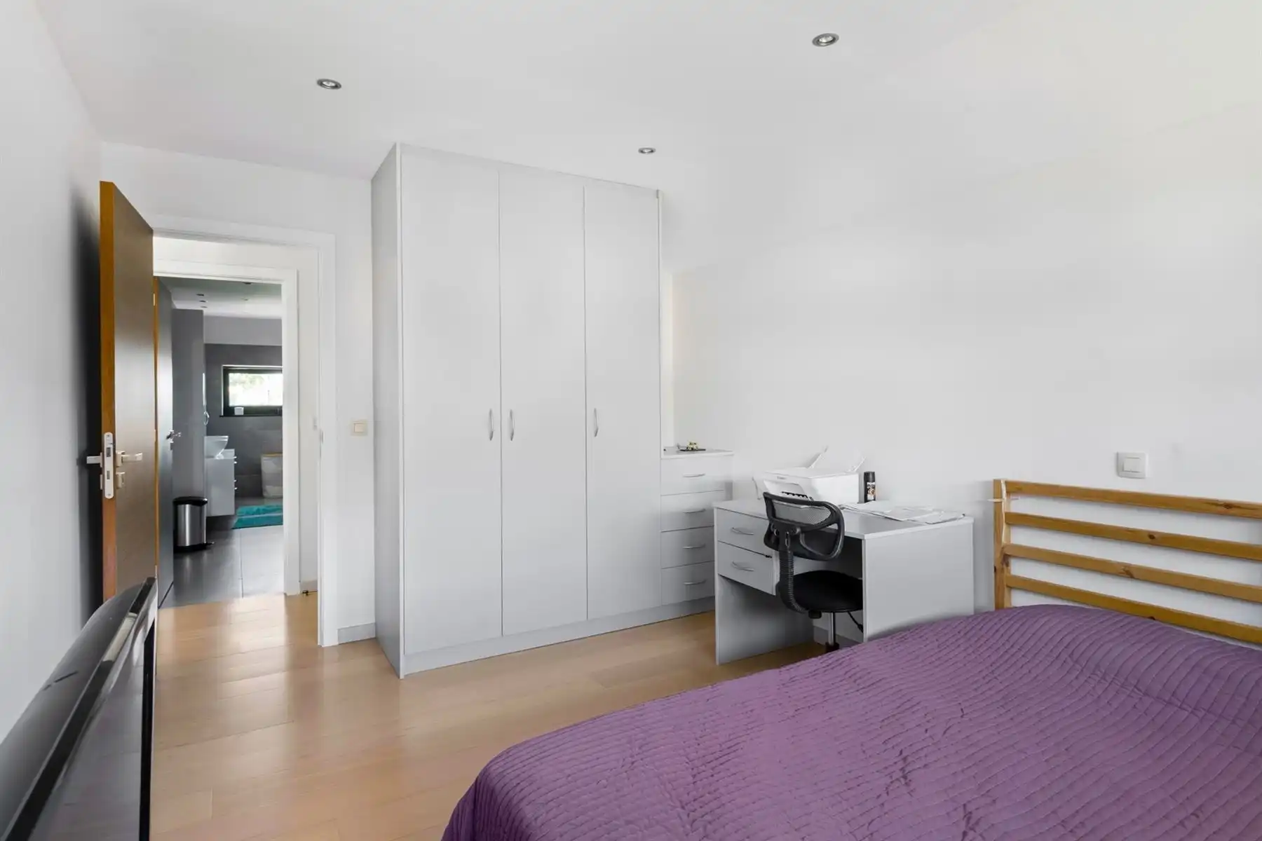  ENERGIEZUINIGE, MODERNE VILLA (2010) MET VERWARMD ZWEMBAD foto 12