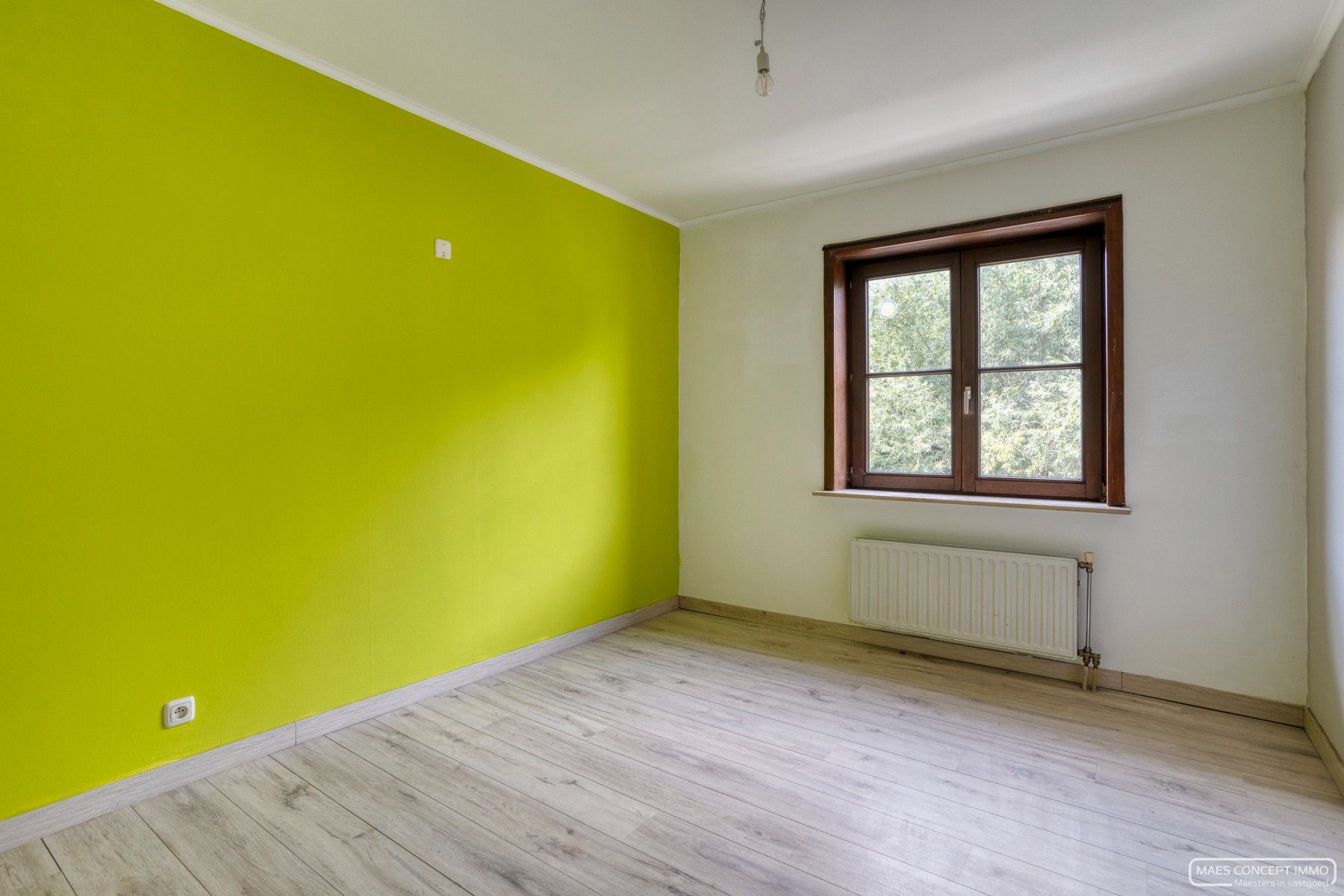 Instapklaar appartement te koop in Harelbeke — topligging vlak bij Kortrijk! foto 8