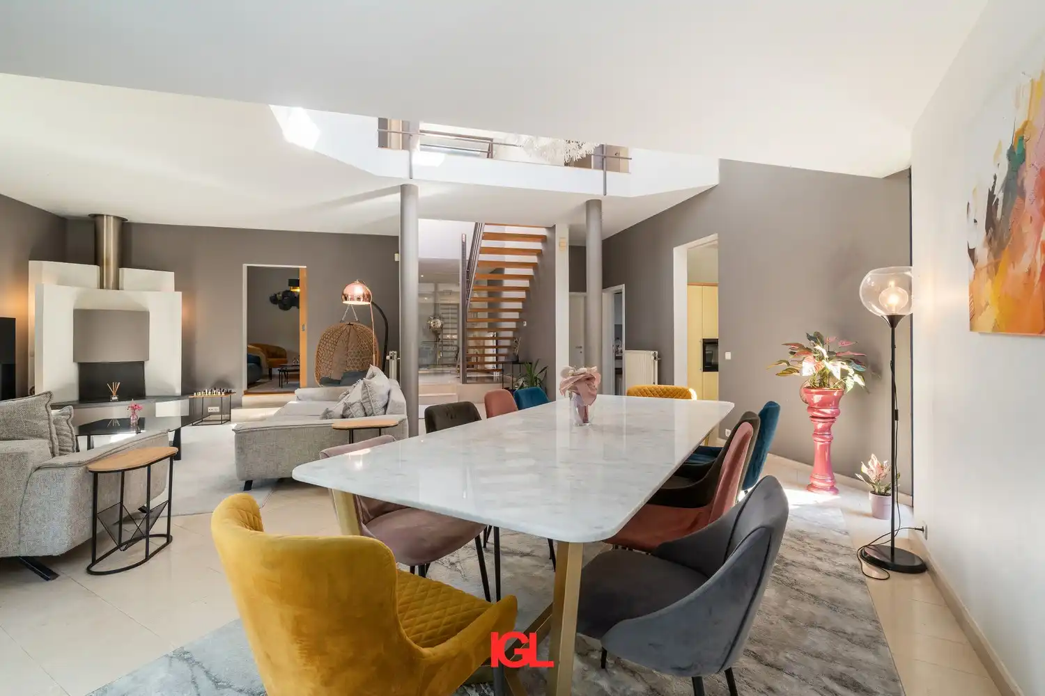 Luxueuze villa in residentiële wijk te huur foto 3