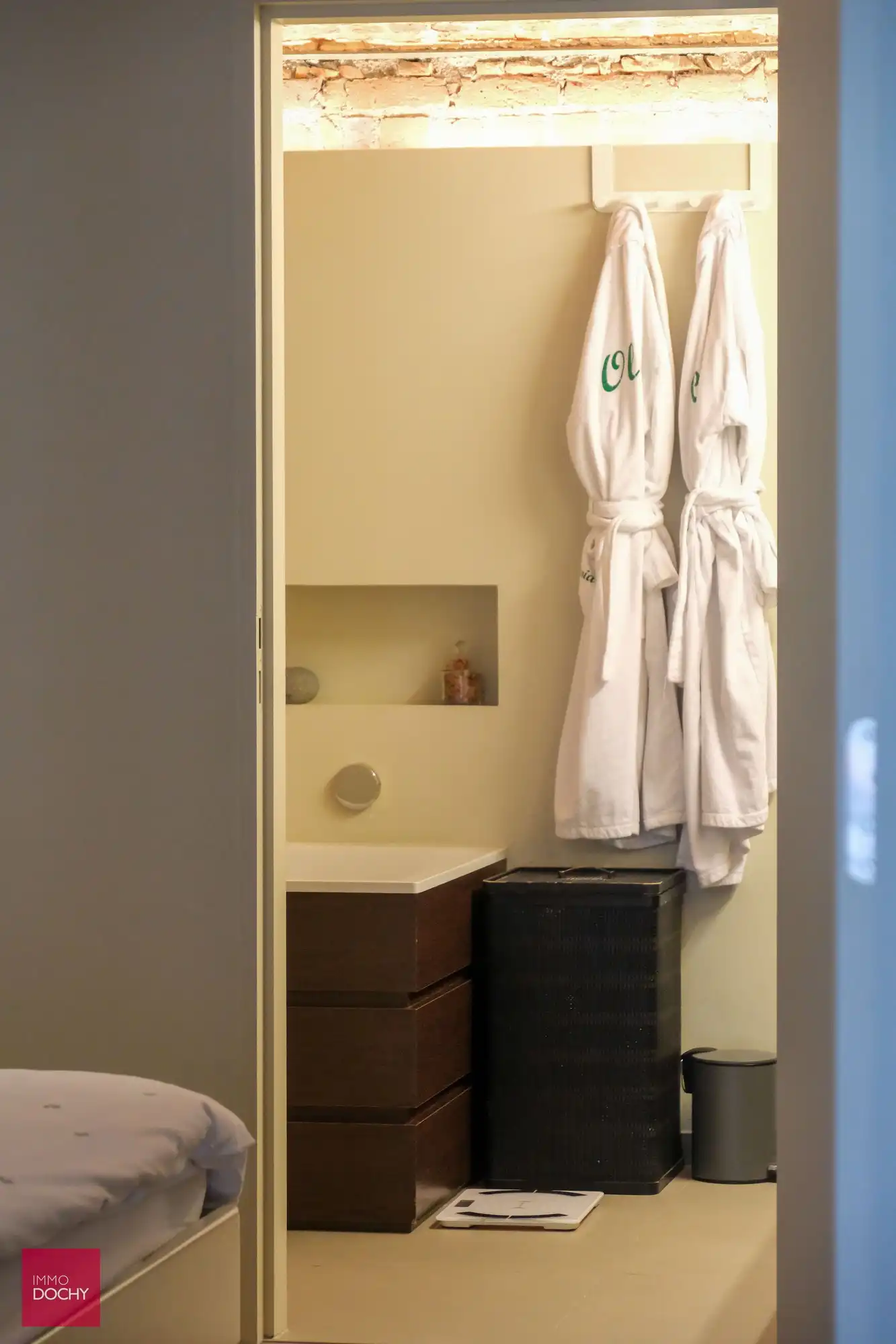 Sfeervolle ruime loft met frontaal zicht op het Kanaal - Spinnerijkaai foto 17