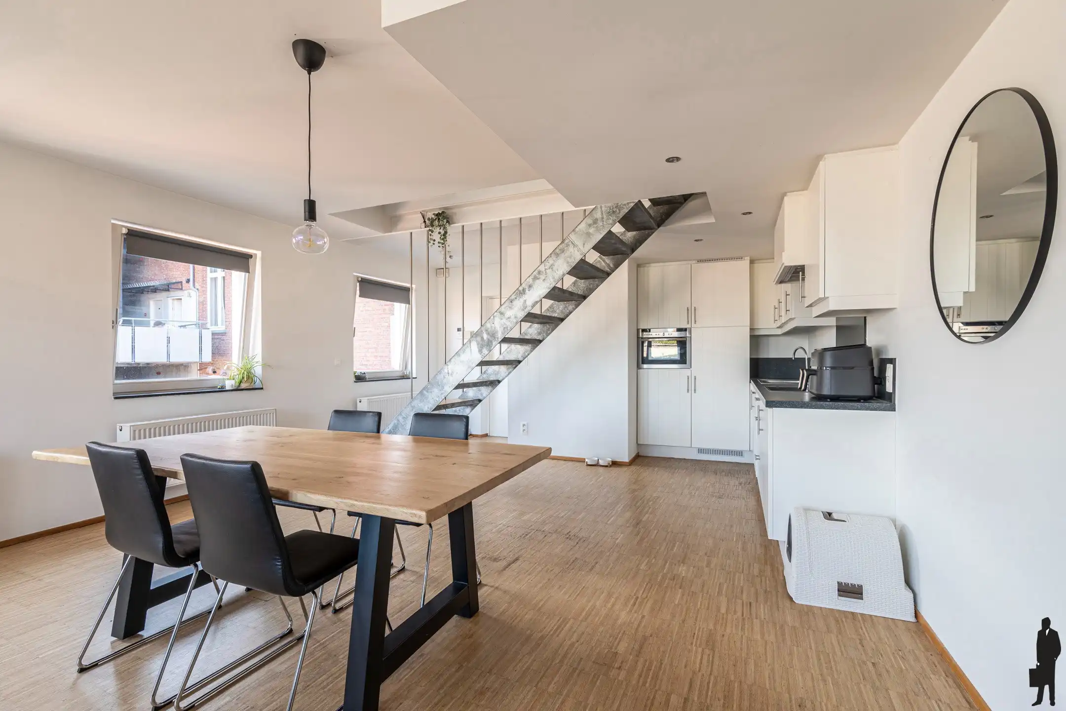 Duplexappartement met prachtig terras (40m²!) gelegen in centrum van Hoogstraten in schitterend monumentaal pand "Residentie De Rijkswacht". foto 10