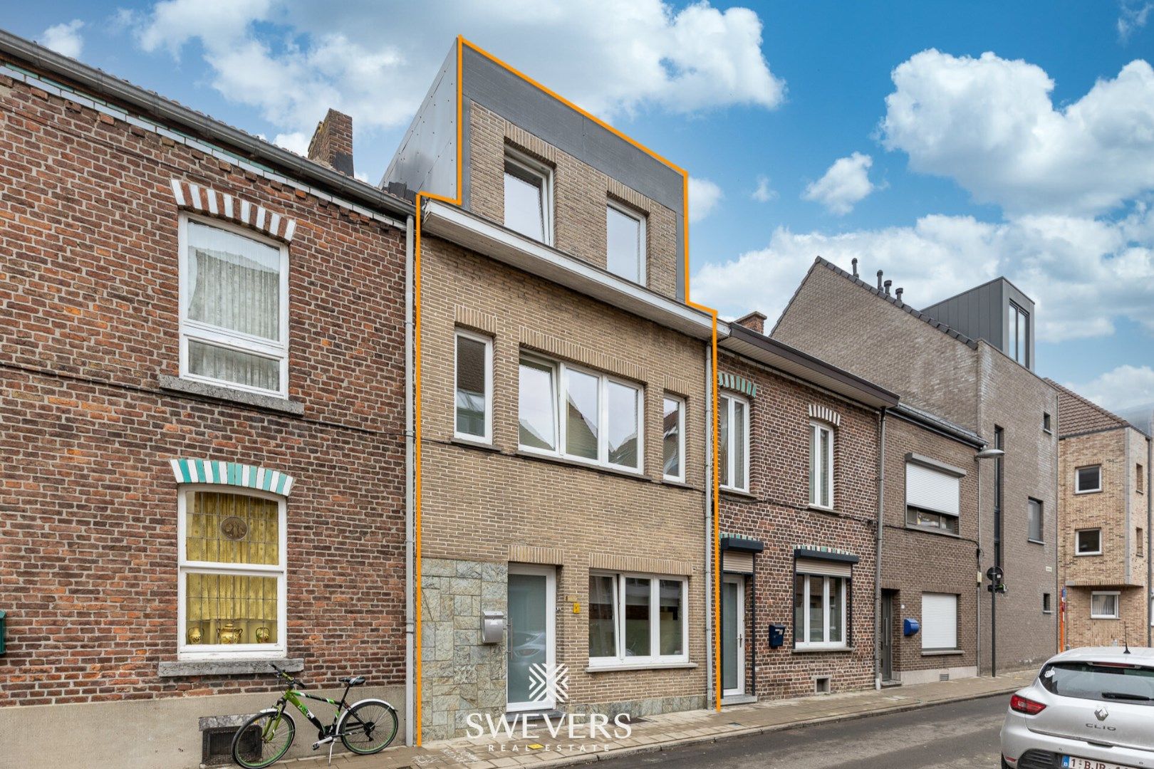 Gerenoveerde en charmante rijwoning in centrum Sint-Truiden foto 14