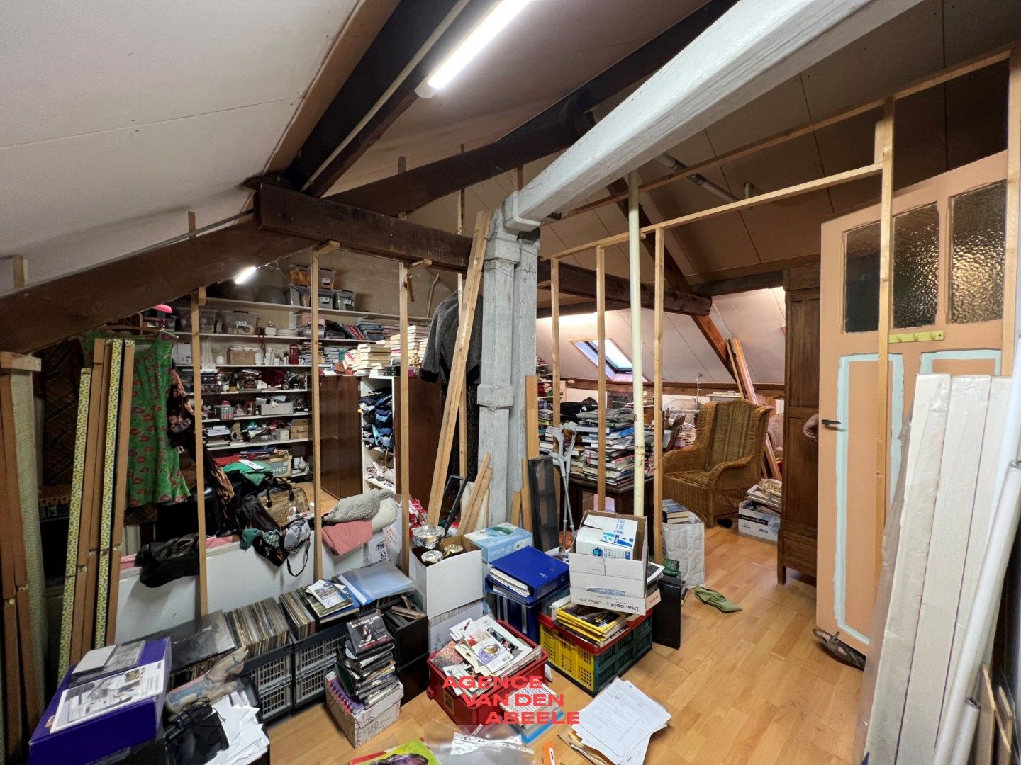 Opbrengsteigendom bestaande uit 2 appartementen met garage foto 22