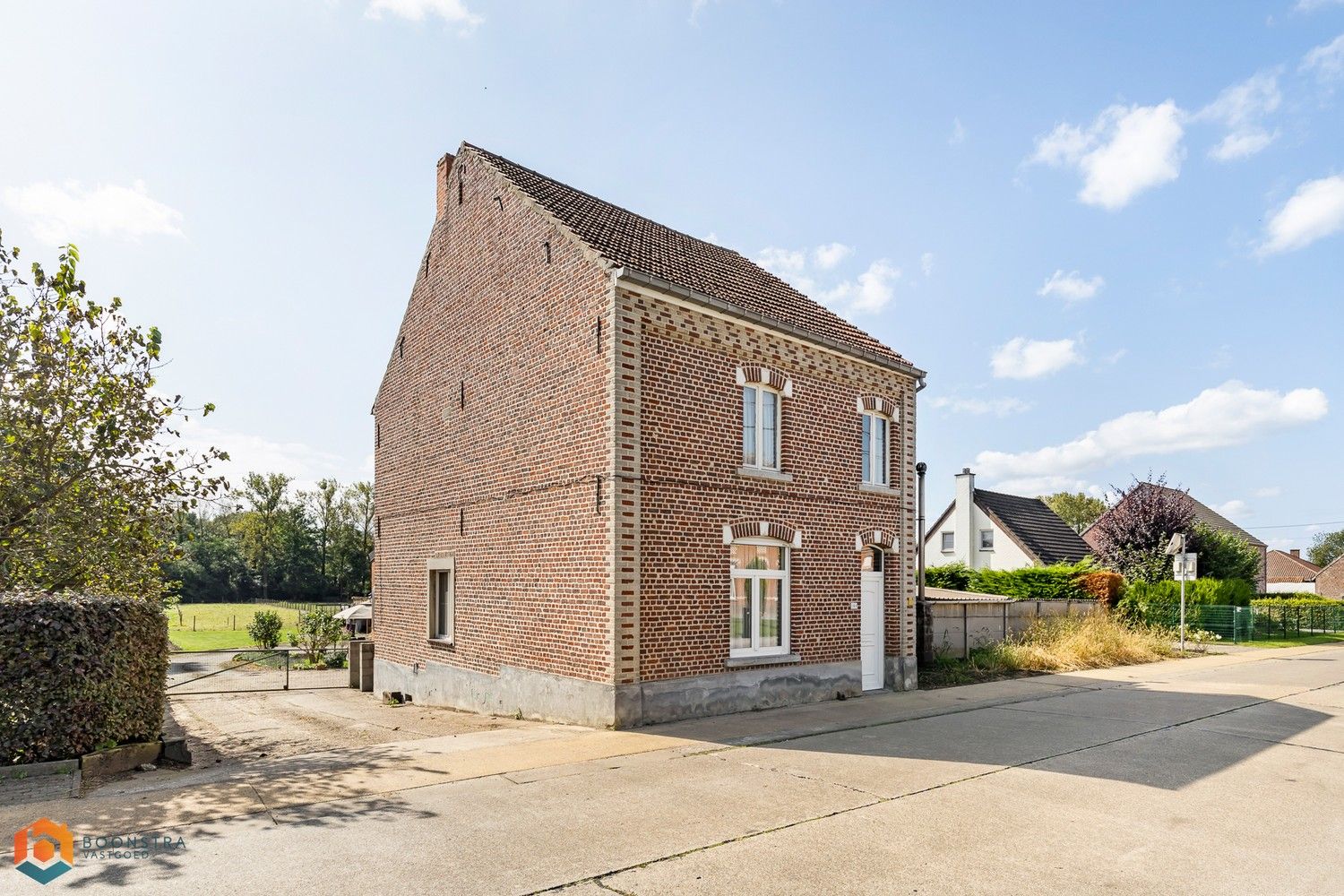 Te renoveren woning op een perceel van 6483m² te Nieuwrode foto 2