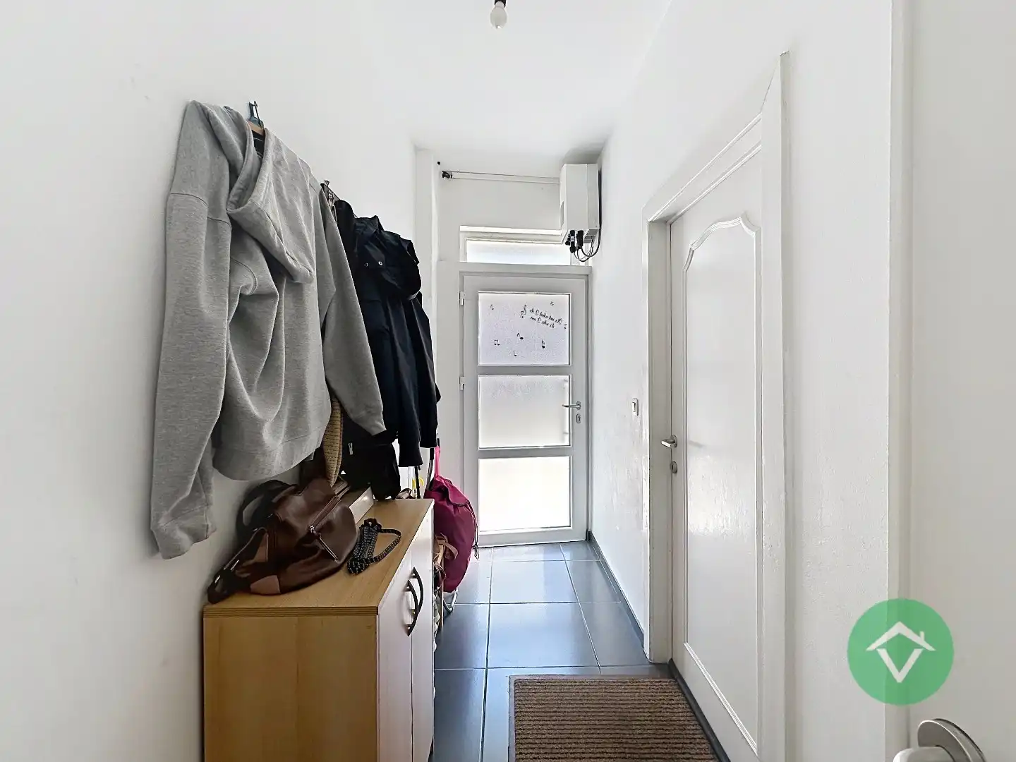 Wonen op toplocatie: instapklare woning met drie slaapkamers te Torhout foto 3