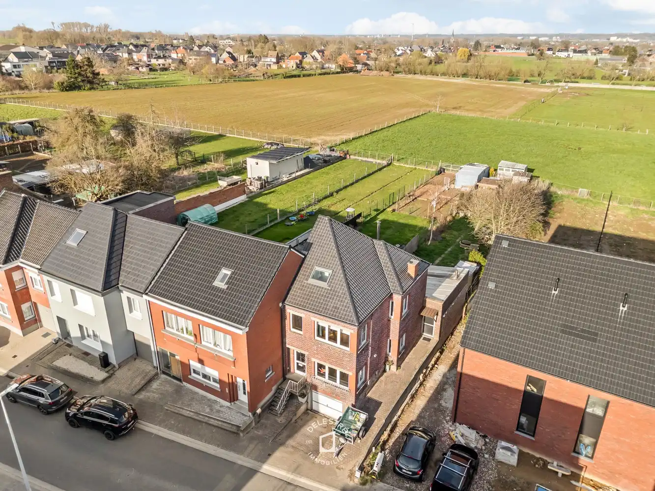 Charmante gezinswoning met 3 slaapkamers en open zicht op groen foto 3