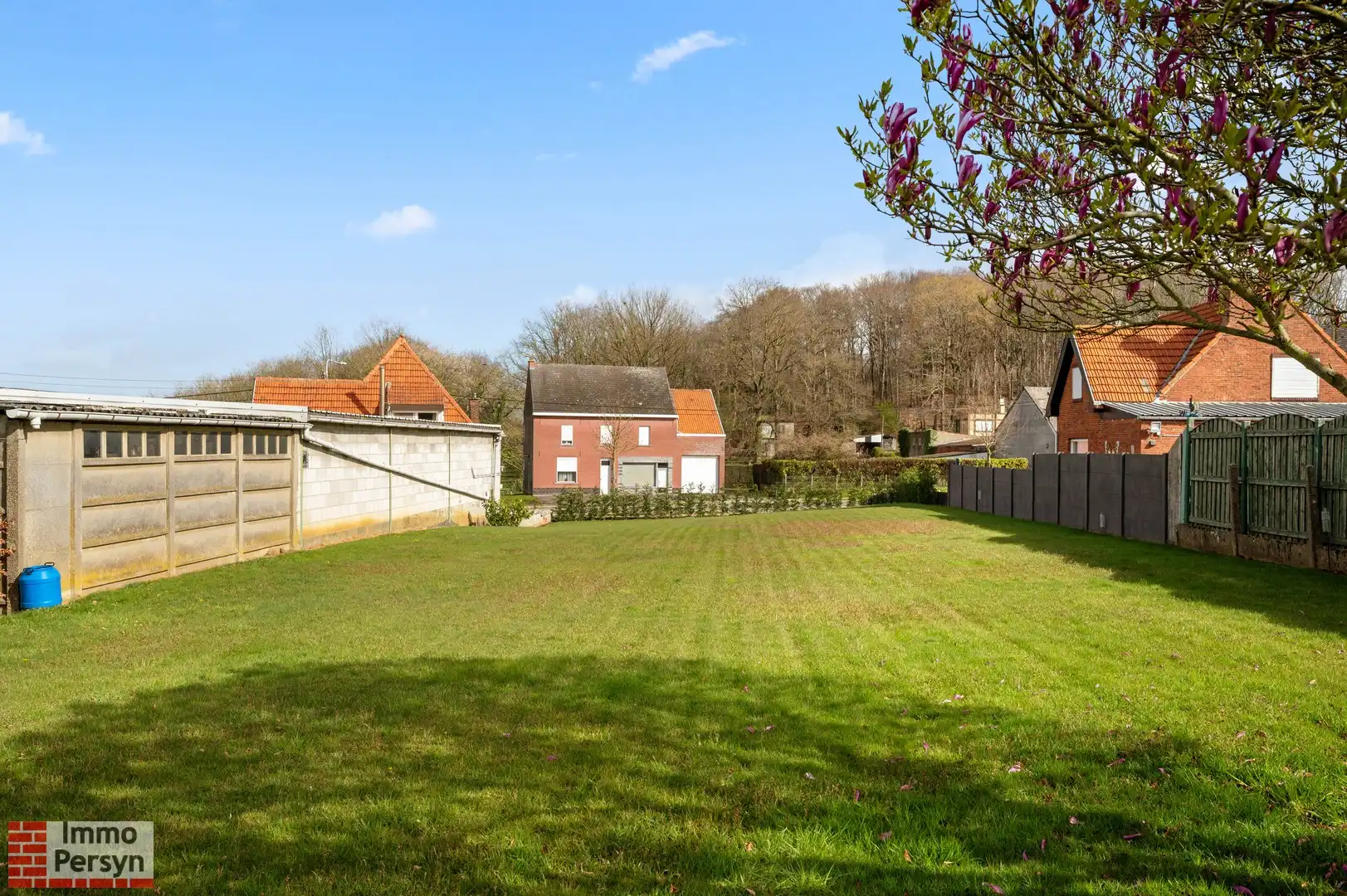 Woning met loods en aangrenzende bouwgrond te koop. 27 are foto 34