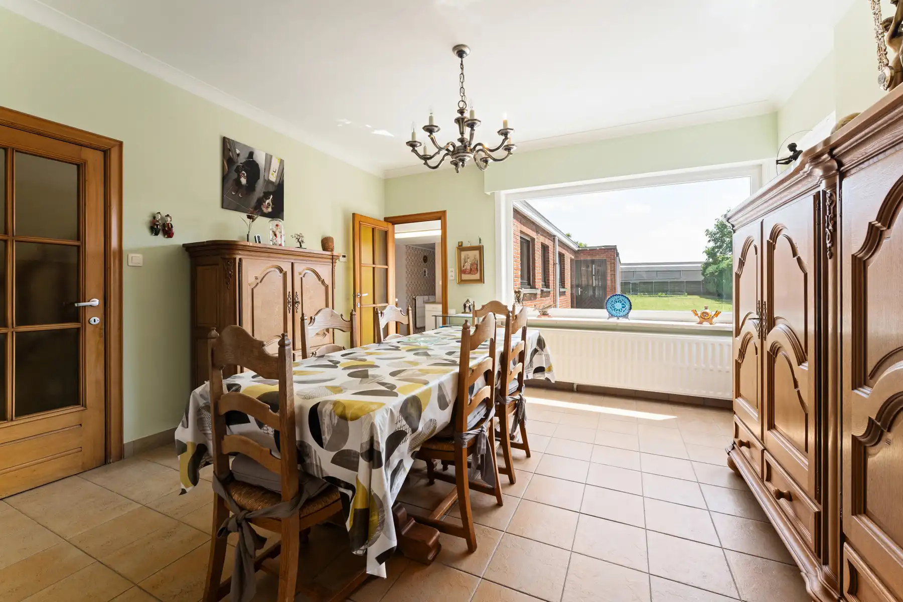 Ruime woning met diepe tuin in het centrum van Tielt  foto 10