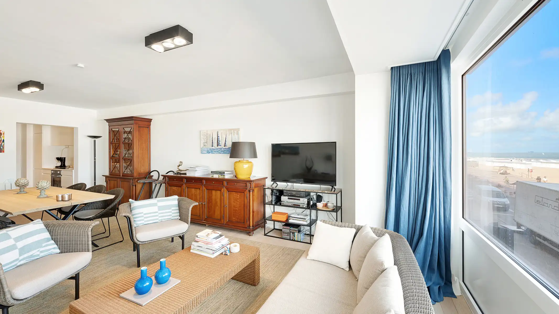 Appartement met frontaal zeezicht in het Zoute foto 6