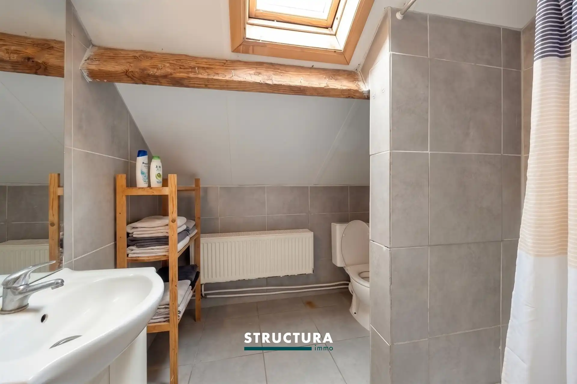 Unieke woning met polyvalent bijgebouw foto 28