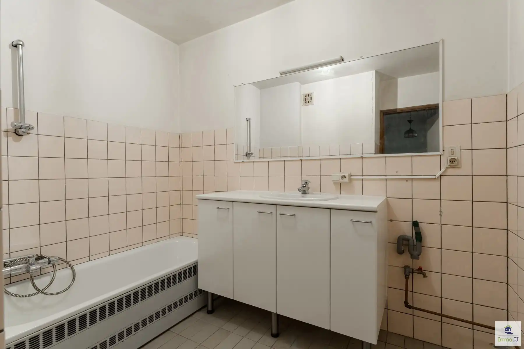 Te renoveren appartement in het stadscentrum van Hasselt foto 15